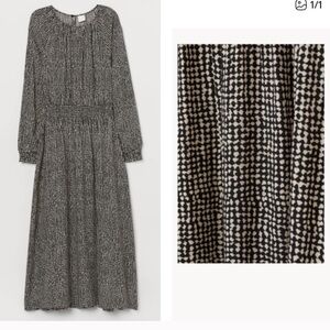 H&M Black and White Long Sleeve Dress